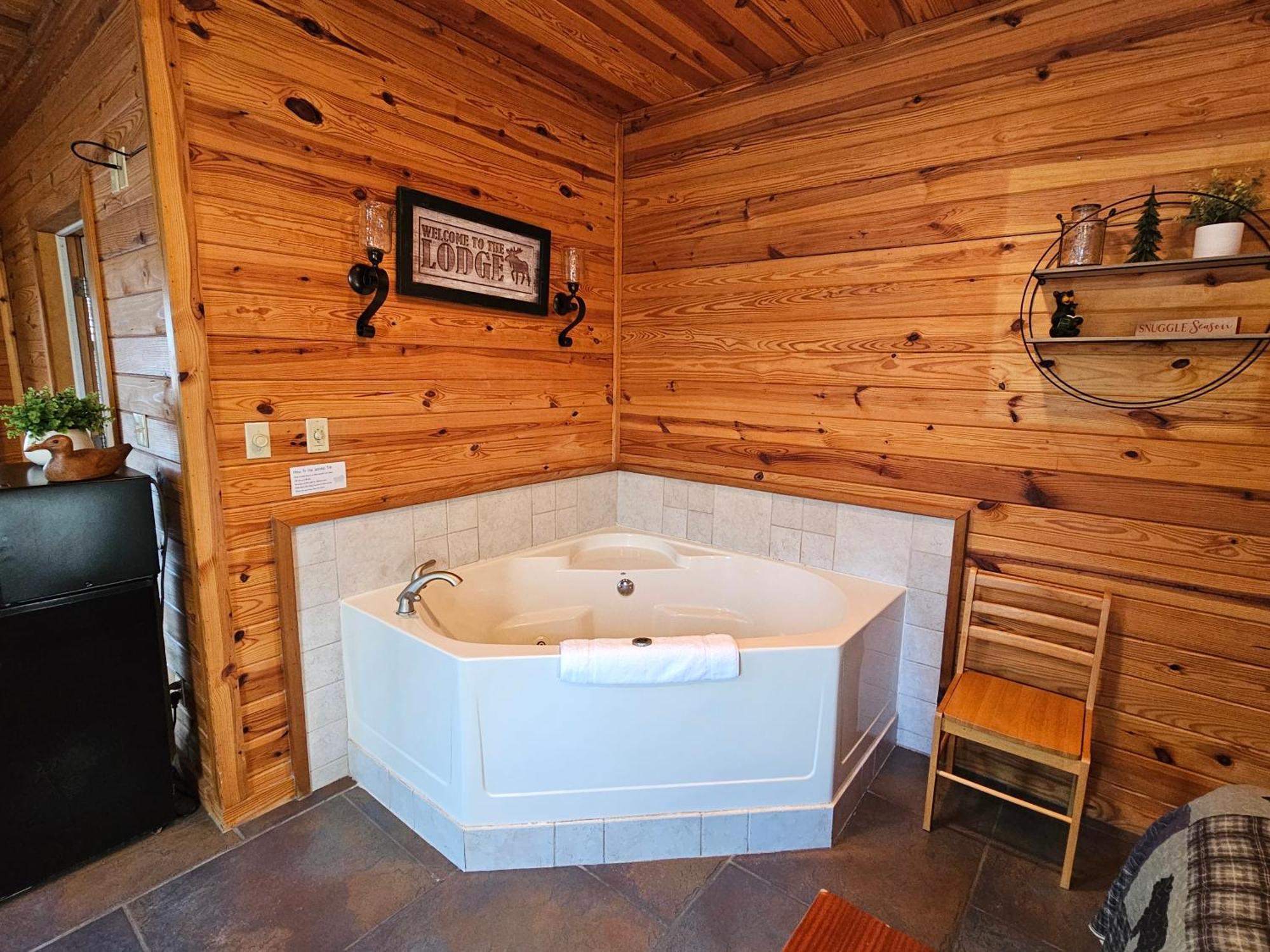 5 Min To Beaver Lake-King Bed-Fire Pit-Jetted Tub #2 Eureka Springs Esterno foto